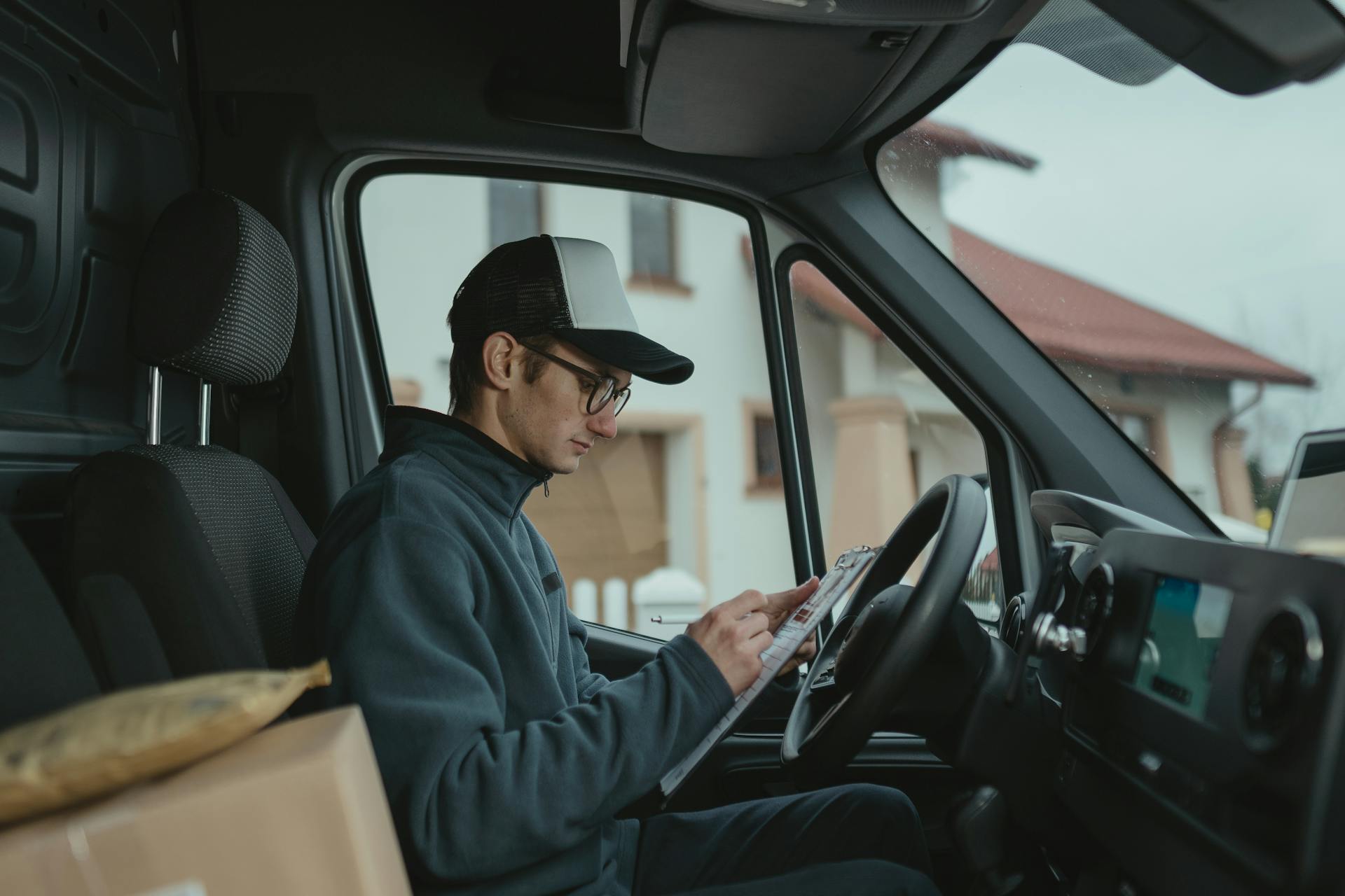 courier driver